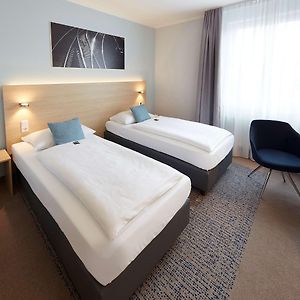 Zimmer mit zwei Einzelbetten